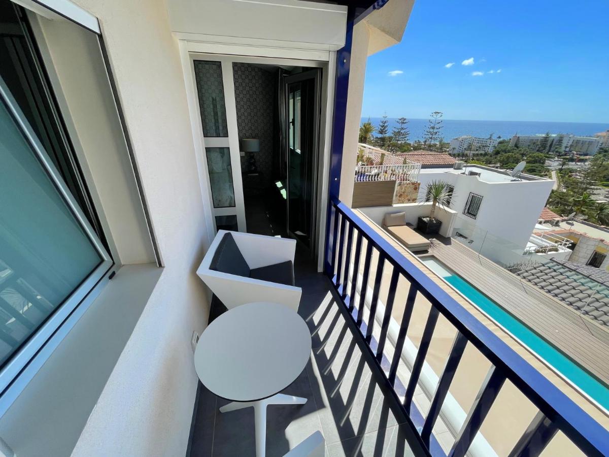 Luxury Villa Morelli With Seaview & Heated Pool マスパロマス エクステリア 写真